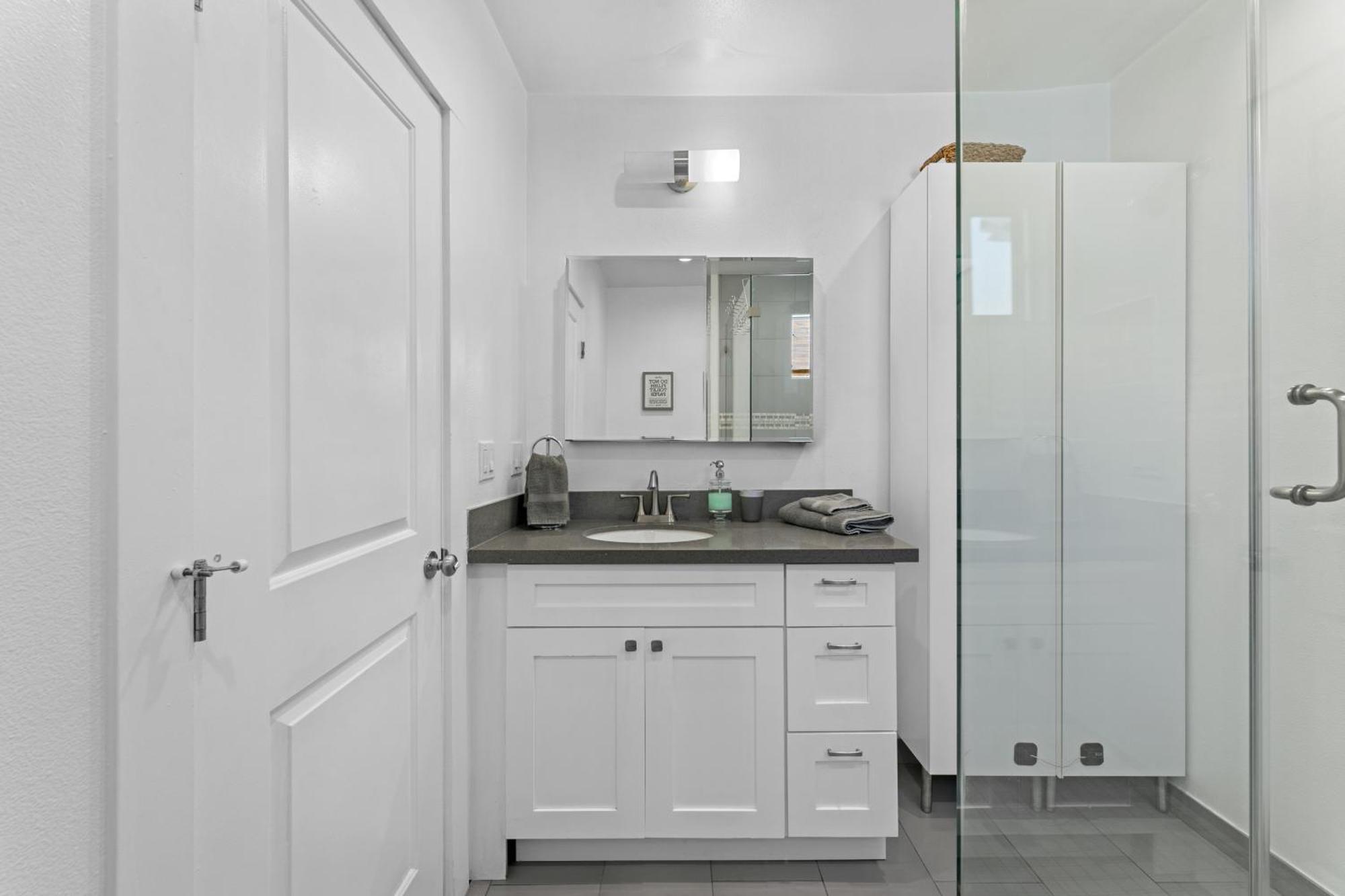 Muirfield Chic City Bungalow With Parking Лос-Анджелес Экстерьер фото