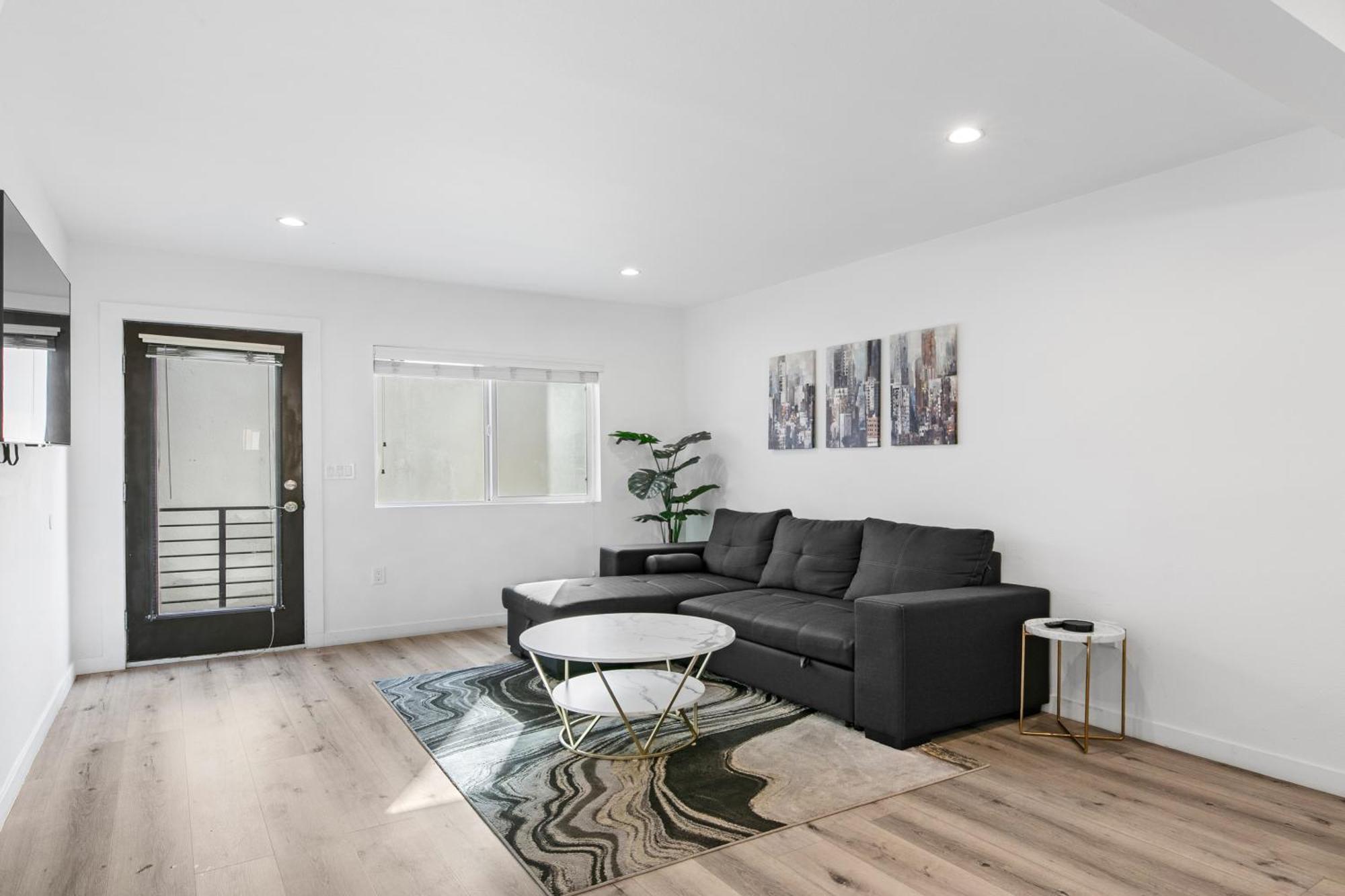 Muirfield Chic City Bungalow With Parking Лос-Анджелес Экстерьер фото